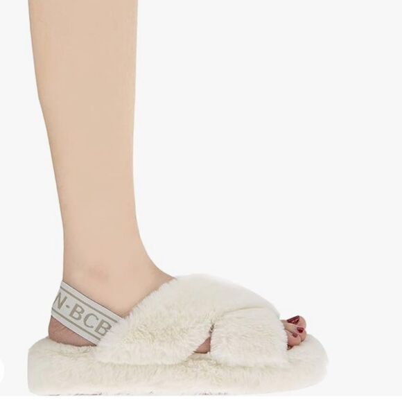 BCBGENERATION Women's Soffi Faux Fur Slippers shoes- Ivory -Size 10 New - Picture 2 of 10